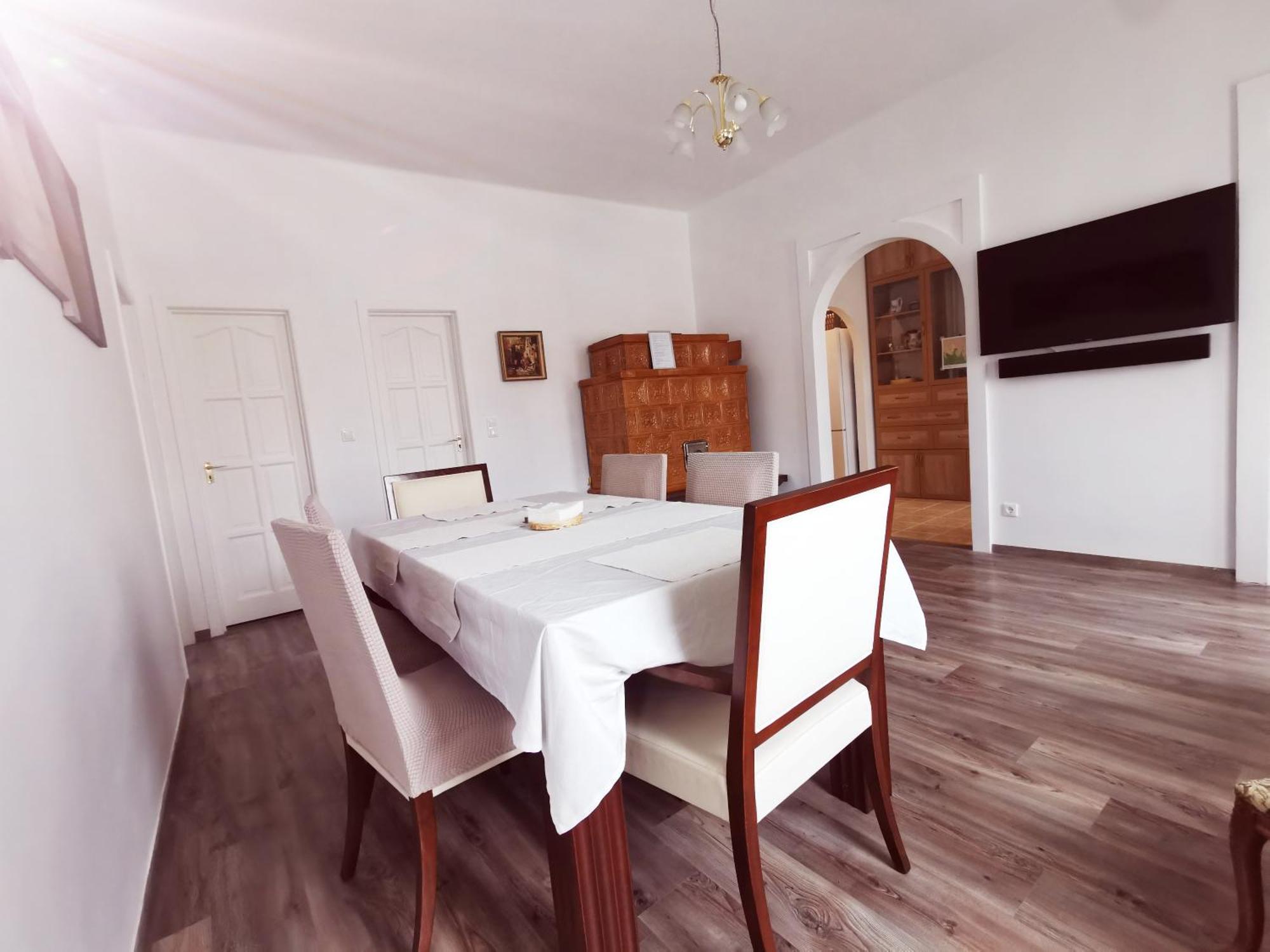 Jokai Sopron Apartment Esterno foto